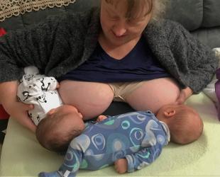 Breastfeeding twins, triplets or more! | Australian Breastfeeding  Association