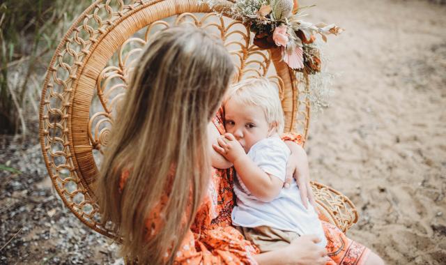 feeding toddler