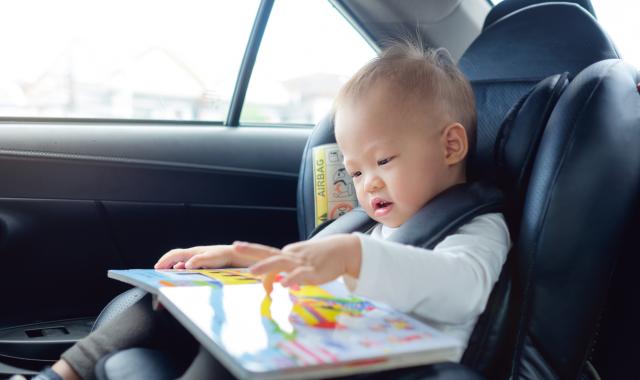 baby in car