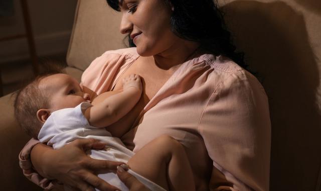 The wonder of breasts, Breastfeeding